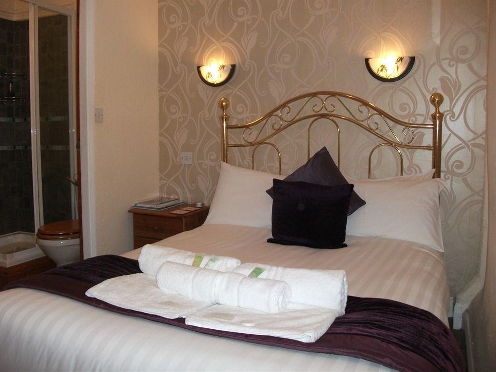Отель Cambridge House (Adults Only) Уиндермир Экстерьер фото